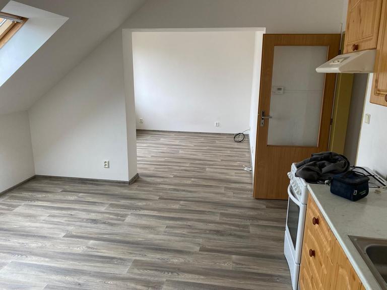 WhatsApp Image 2025-04-10 at 19.10.39 (5).jpeg